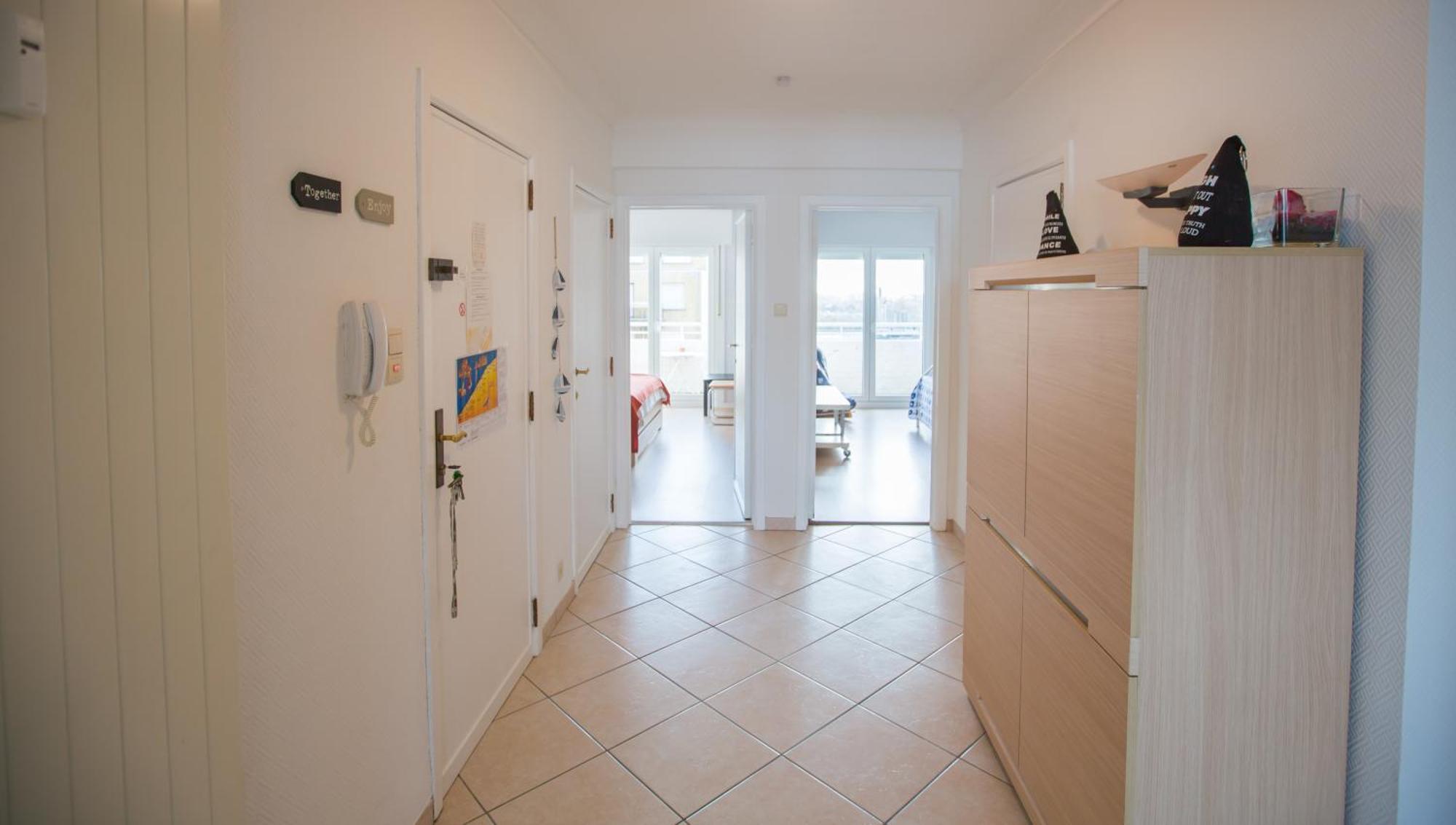 Bright Apartment With Sea View Остенде Экстерьер фото